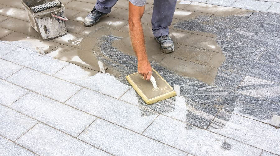 Professional gutter cleaning in Dallas Center, IA